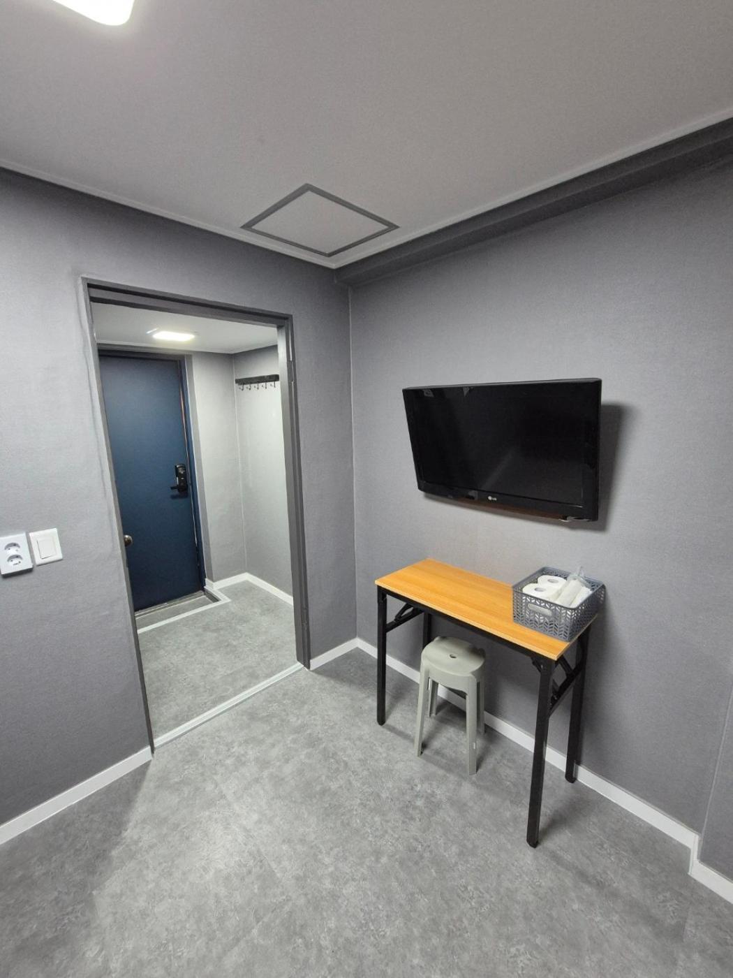 Gangnam Seven Hostel Seoul Exterior photo